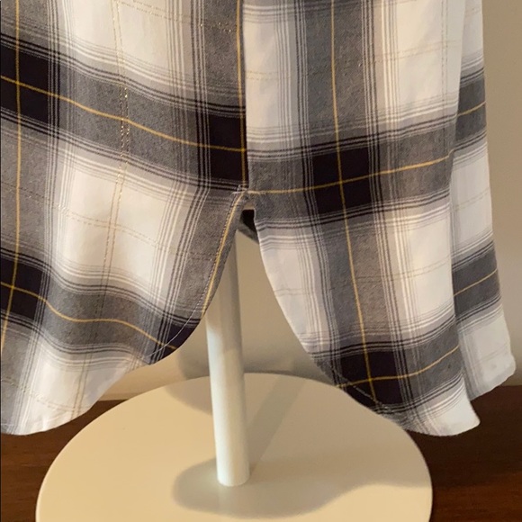 LOFT PETITE PLAID SPLIT NECK TUNIC BLOUSE - Picture 8 of 13